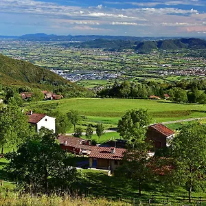 Il Maggiociondolo Agriturismo , Schio Italia